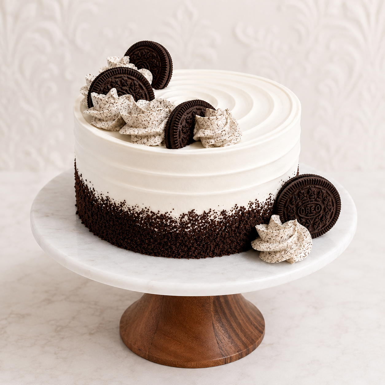Cookies & Crème Cream Cake